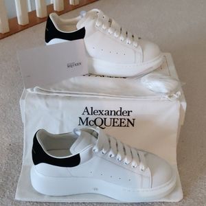Alexander McQueens Oversized Sneakers